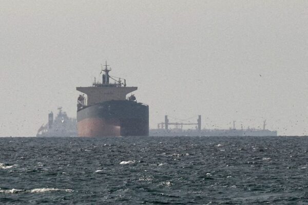 Iran fires missiles at Gulf after US targets Iranian radar sites