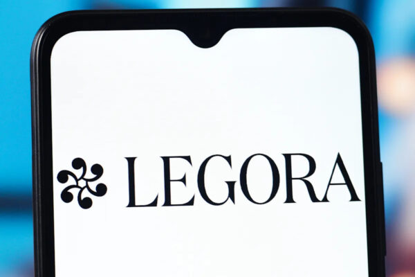 Legora's tech chief says tokenmaxxing is a 'really stupid way' to encourage AI use - Yahoo News Singapore