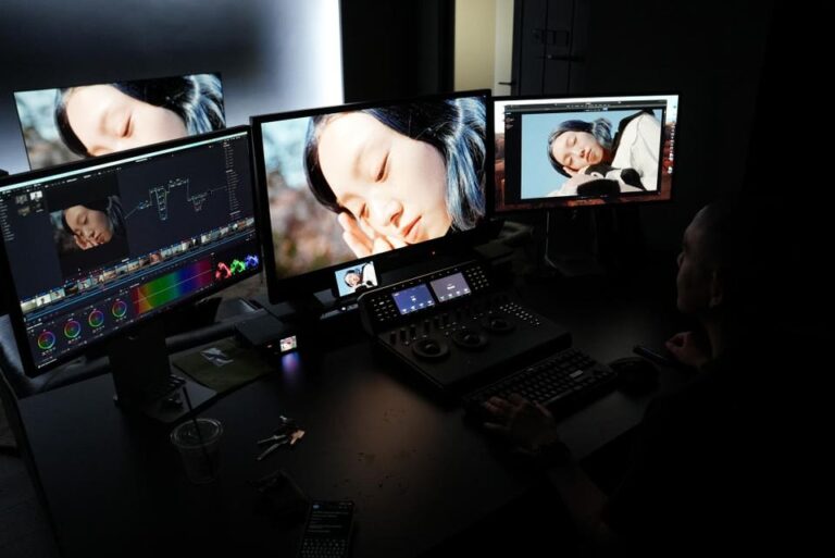 How A Pro Colorist Uses Apple's Studio Display XDR In His Workflow